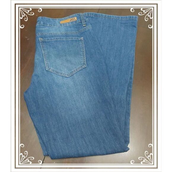 NWOT~DOLLHOUSE SASHA Bootcut Jeans Juniors Sz 13 - Picture 4 of 4